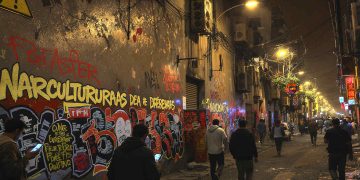 Facções Criminosas e Guerra Cognitiva: Dominando os Territórios da Mente