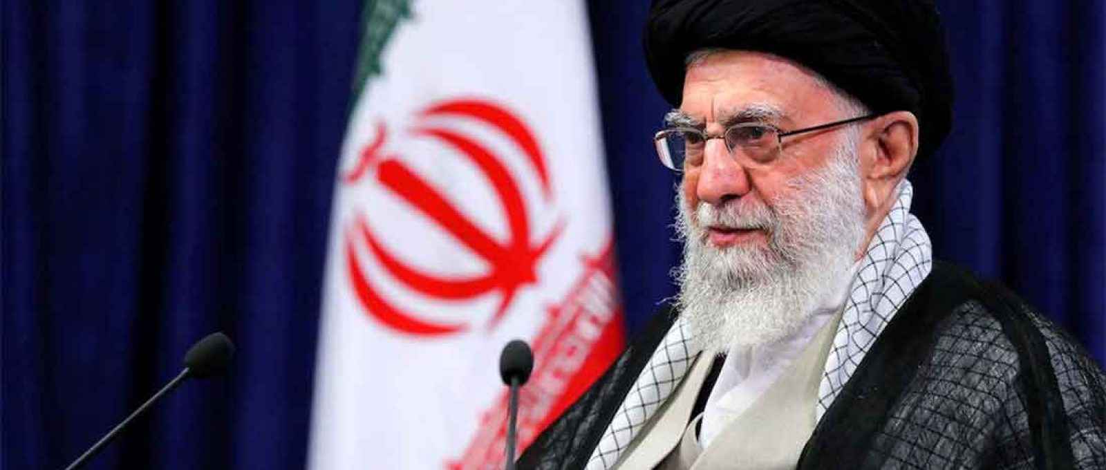O líder supremo do Irã, aiatolá Ali Khamenei, fez um discurso televisionado no Irã, em 4 de junho de 2021 (Site oficial de Khamenei/via Reuters).