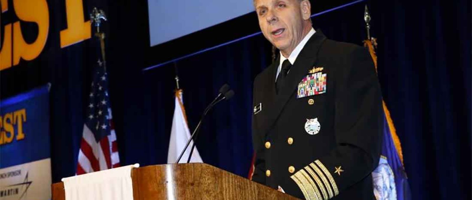 Almirante Philip S. Davidson, USN, comandante do Comando Indo-Pacífico dos EUA, alerta sobre a agressão chinesa em seu discurso de almoço de terça-feira no WEST 2020 (Foto: Michael Carpenter/Signal).