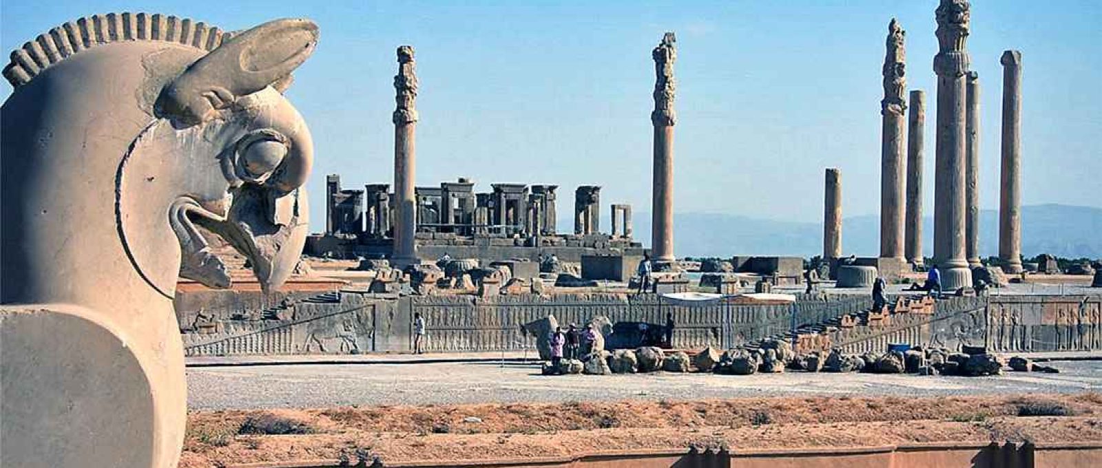 Ruínas de Persépolis (Getlstd/TripAdvisor).