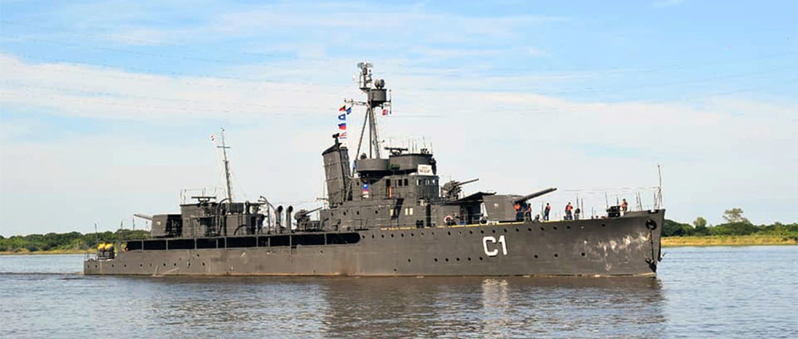 Canhoneira classe Humaitá (“cañonera”) ARP Paraguai, da Marinha paraguaia, em 2020 (Zona Militar).