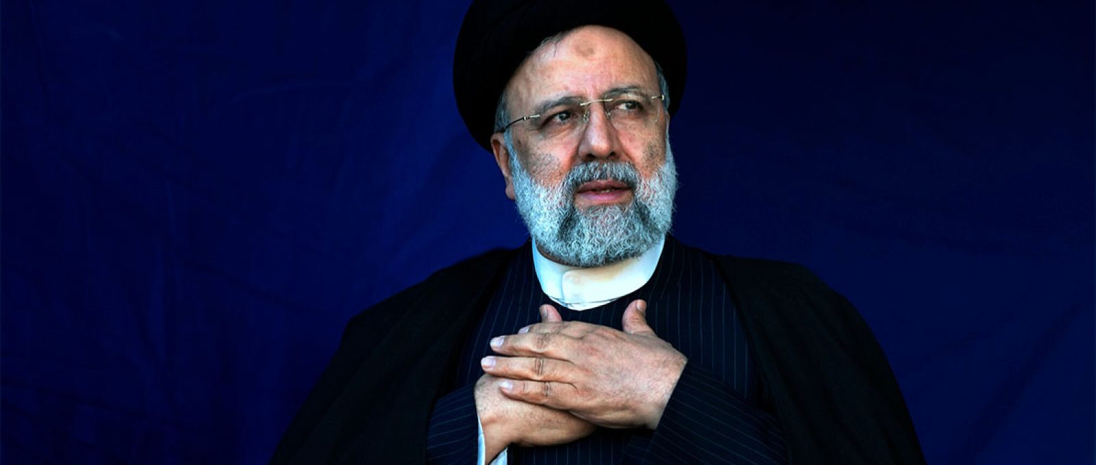 Ebrahim Raisi na cidade de Kerman, Irã, em 5 de janeiro de 2024 (Vahid Salemi/AP).