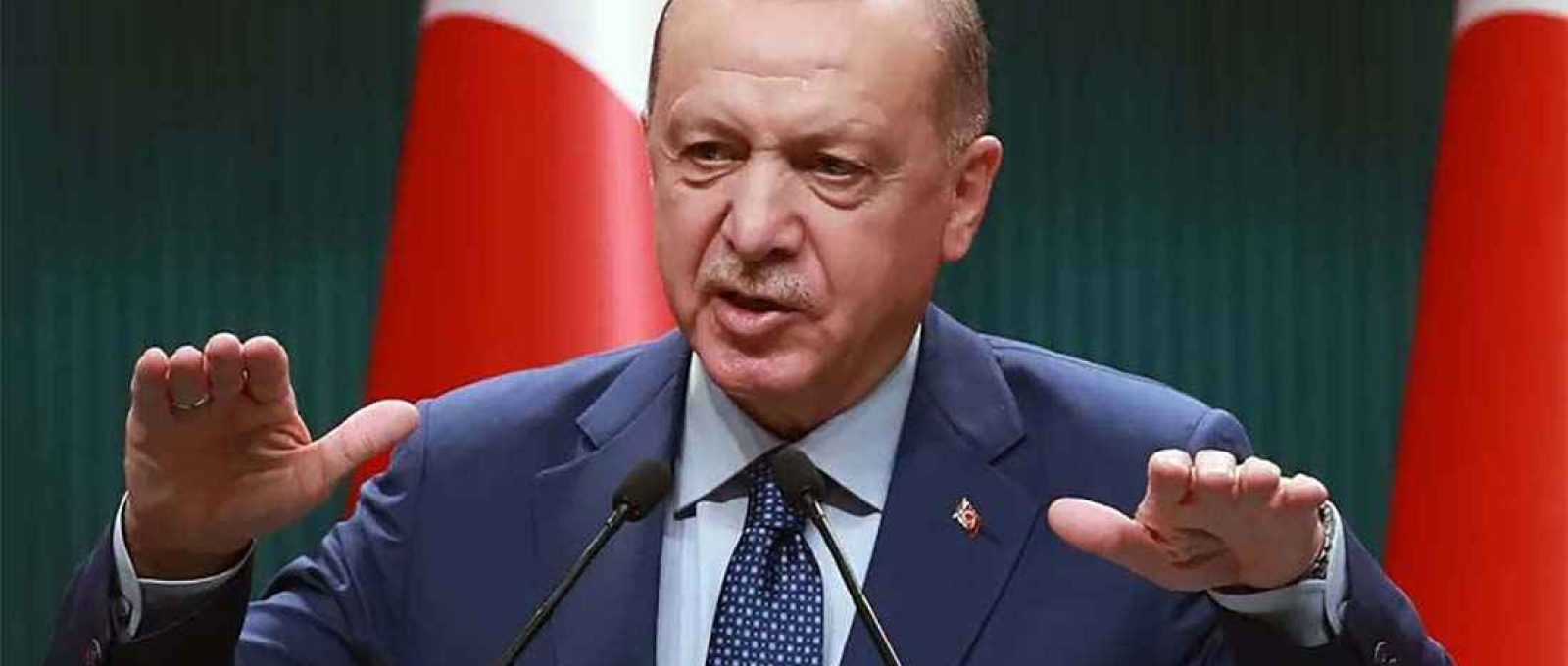O presidente turco, Recep Tayyip Erdogan, fala no palácio presidencial em Ancara, Turquia, em 29 de março de 2021 (Adem Altan/AFP).
