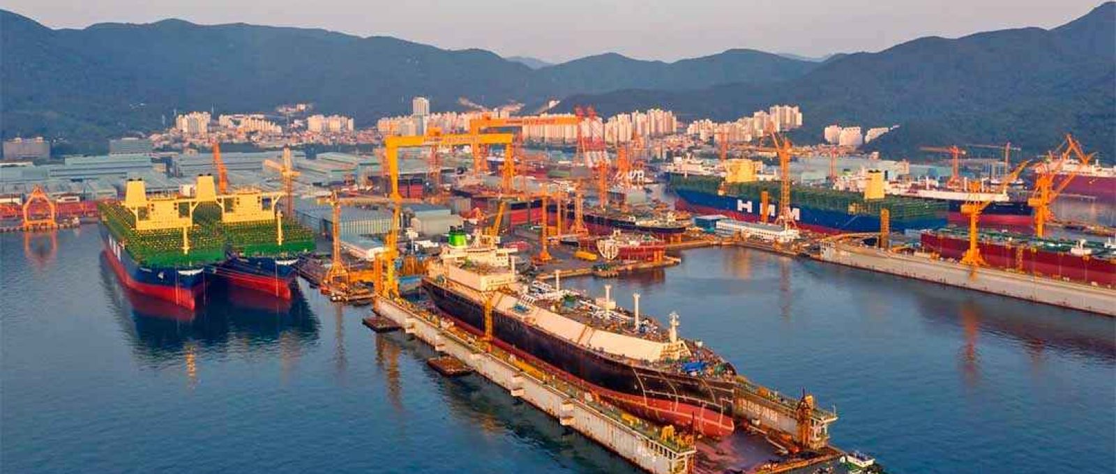 SeongJoon Cho/Bloomberg.