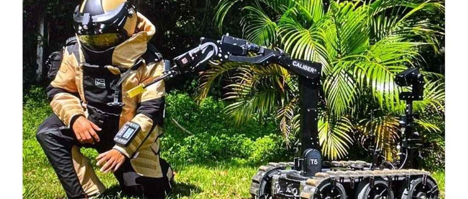 Explosivista policial (GATE/PMESP).