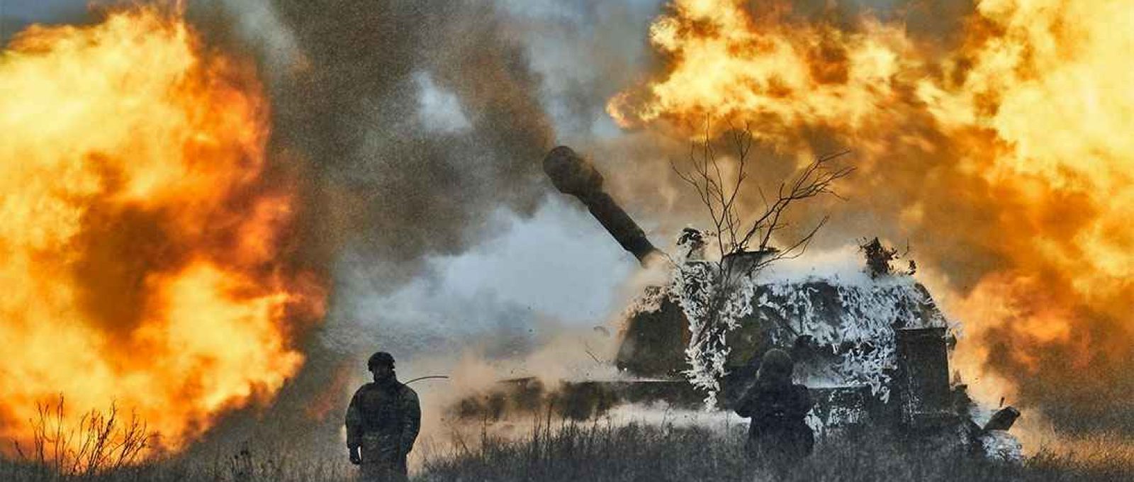Linha de frente na região de Donetsk, Ucrânia, no sábado 18 de fevereiro (Libkos/Associated Press).
