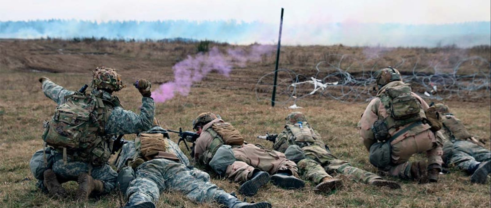 Soldados do Exército dos EUA durante o exercício Dragon 24, treinamento da OTAN realizado na Polônia em 11 de março de 2024 (Anthony Ford/US Army).