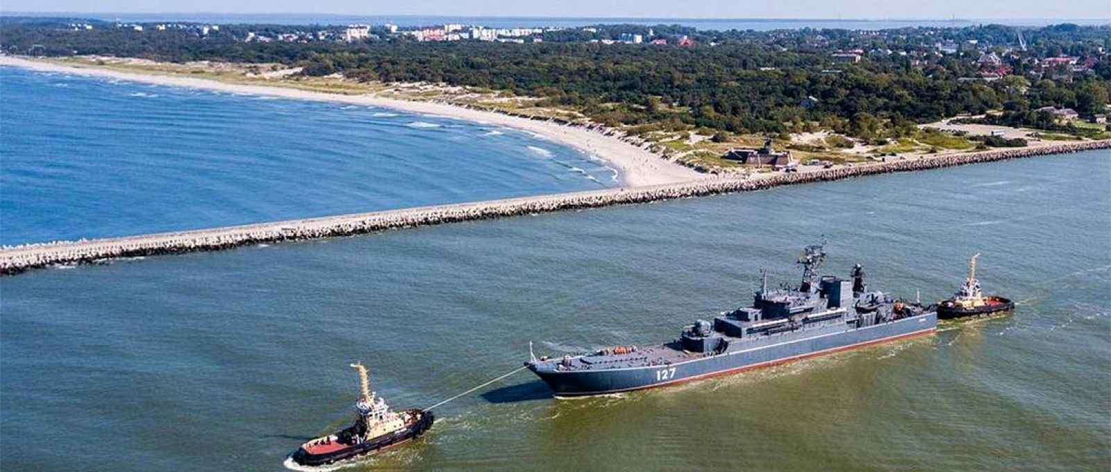 O Minsk, navio de desembarque da marinha russa (Foto: Vitaly Nevar/Tass).