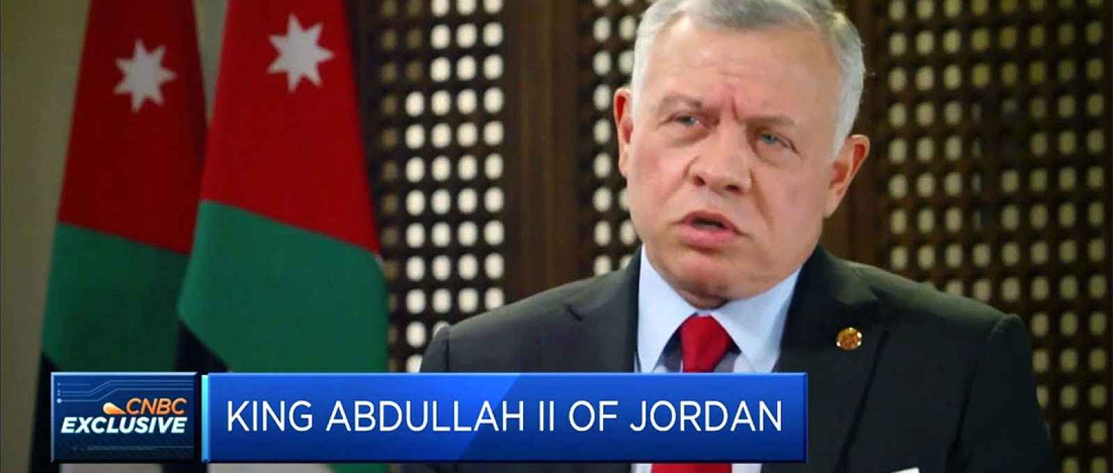 O rei Abdullah II da Jordânia em entrevista à rede americana CNBC (Captura de tela/CNBC).