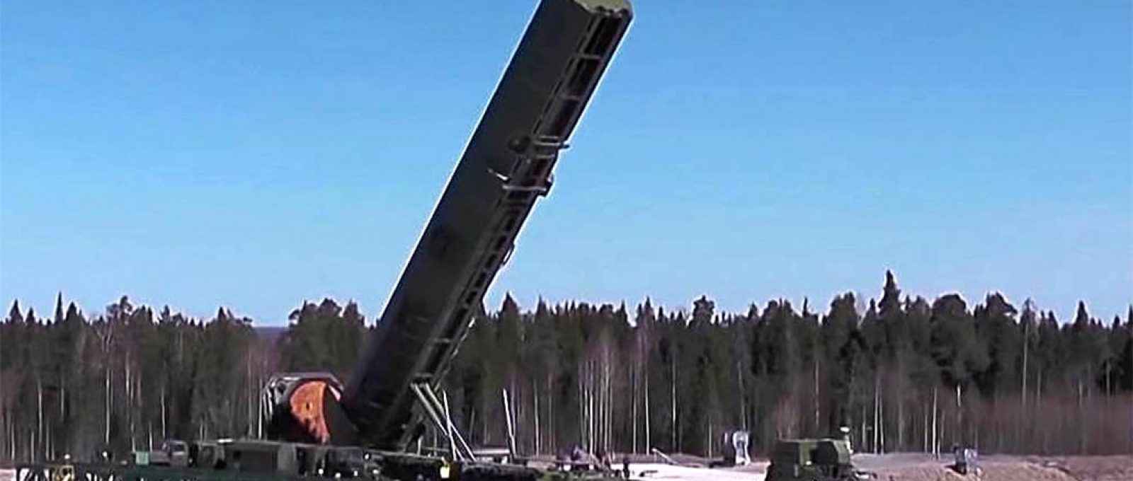 Sistema de lançamento de ICBM Sarmat (Foto: Serviço de imprensa do Ministério da Defesa Russo/Tass).
