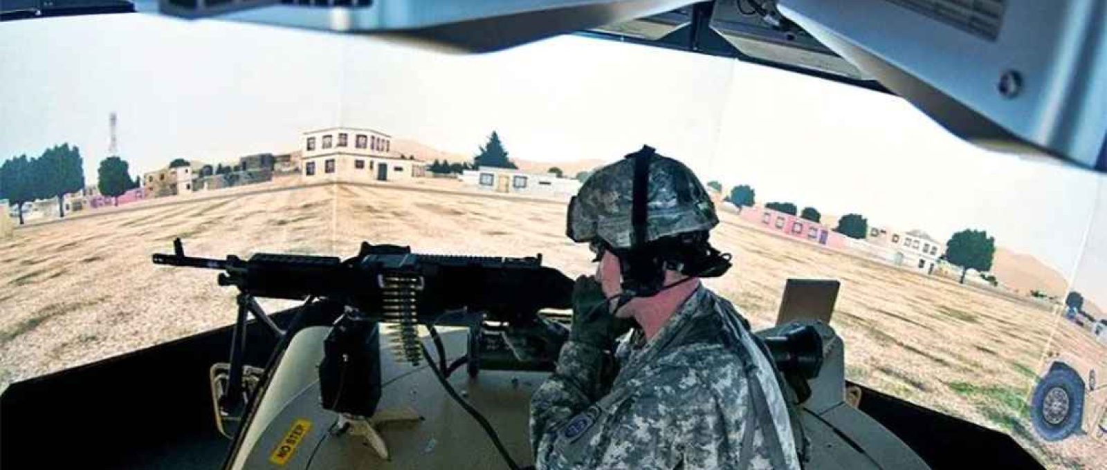 O treinamento virtual tem como benefícios ser econômico e fácil de aplicar (US Army).
