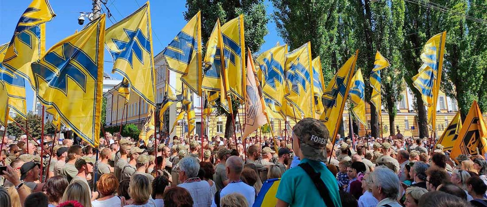 Marcha de veteranos do Batalhão Azov da Ucrânia em 2019 (Goo3/Wikimedia Commons/CC BY-SA 4.0 DEED).